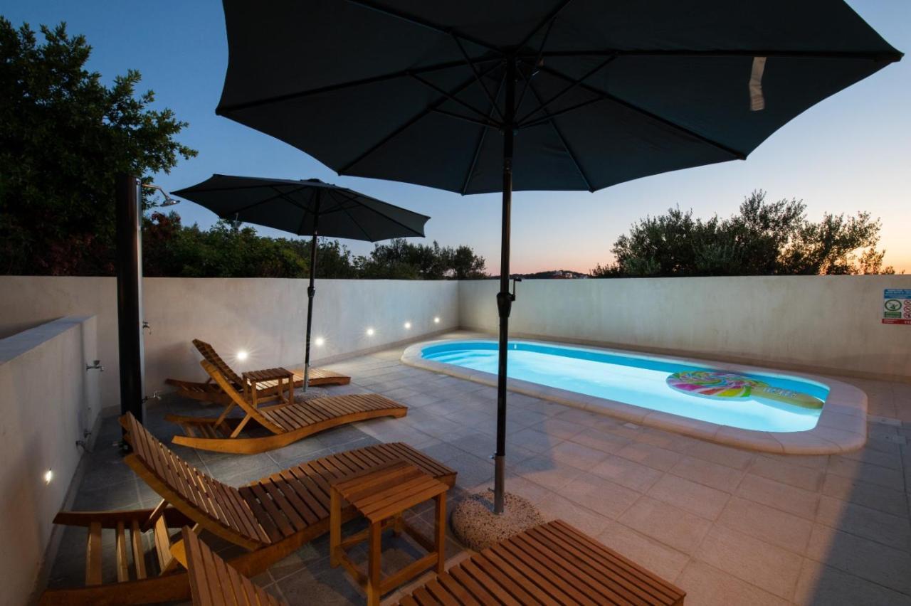 Brand New Aparment With Sea View & Swimming Pool At Ciovo - Villa Fiorentini Trogir Zewnętrze zdjęcie